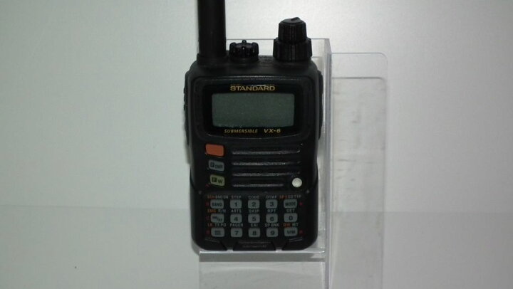 楽天市場】八重洲無線 【VX-6】 トランシーバー 144/430MHz 2バンド  