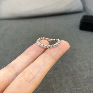 sL[O fB[X   \tg O w tBbg ܂B X^[OVo[ ۛ NX ^ _Ch I jb` fUC `F[ lw 