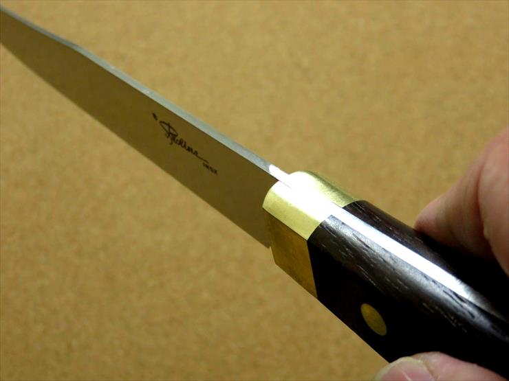 関の刃物 カービングナイフ 20cm (200mm) 8Aステンレス鋼 真鍮口金付き ローズウッドハンドル  ローストビーフなどの肉の塊を切り分けるのに使われる両刃のナイフ 国産日本製 在庫処分品 訳あり | SKKカトラリー