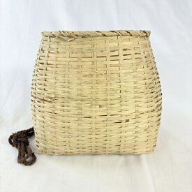 竹製 腰ビク 50-286 / 魚 魚入れ 魚取り 川魚 海釣り 川釣り うなぎ ウナギ 鰻 胴 腰巻く 釣り具 釣具 ひも付き ロープ