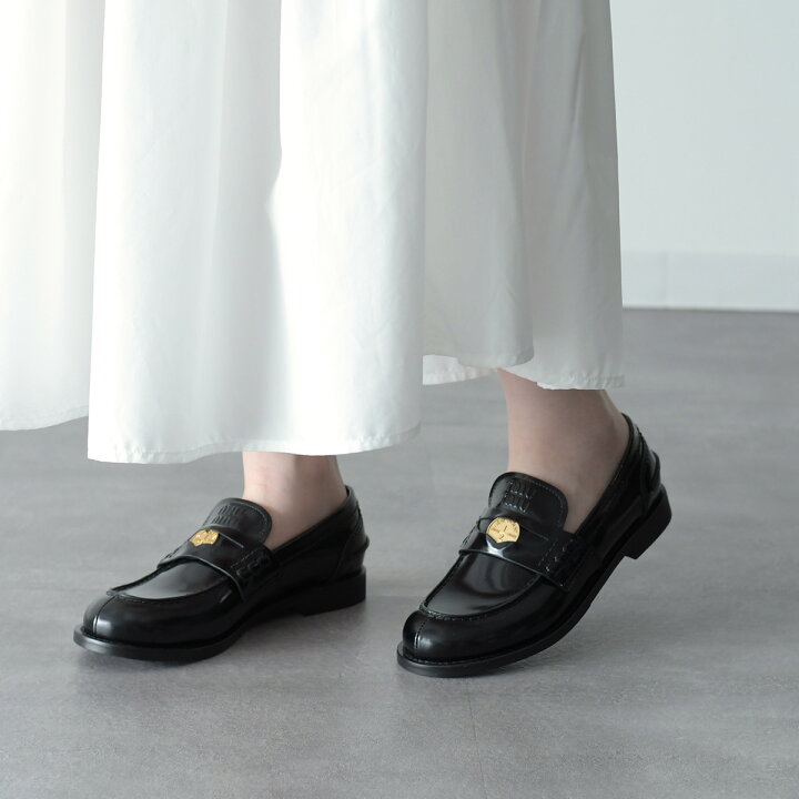 ミュウミュウ miumiu ペニーローファー ローヒール レザー エンボス  