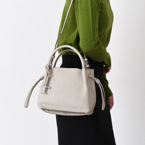 �y���X�g1�_�zTOD'S �g�b�Y �o�b�O �n���h�o�b�O ���U�[ �o�P�b�g �o�b�O �X���[�� XBWBUZS9200WNT ���f�B�[�X �z���C�g T TIMELESS T�^�C�����X �V�����_�[�o�b�O