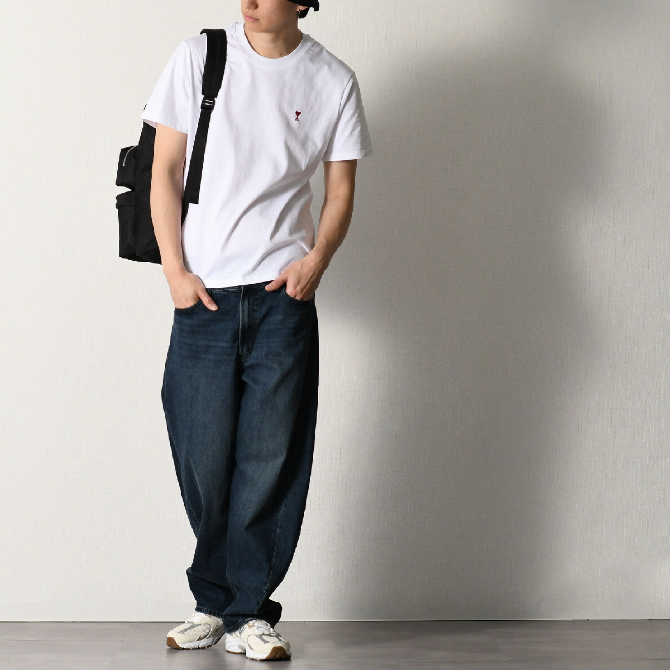 AMI ALEXANDRE MATTIUSSI アミパリス カットソー トップス  コットンジャージー クラシックフィット BFUTS035 724 UTS035 724 メンズ ユニセックス ブラック ホワイト 半袖 春 夏 ロゴT ミニロゴ