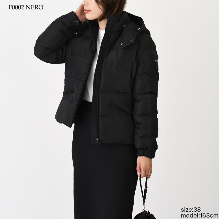 PRADA プラダ リナイロン フード付き ショート丈 ブルゾン 黒 