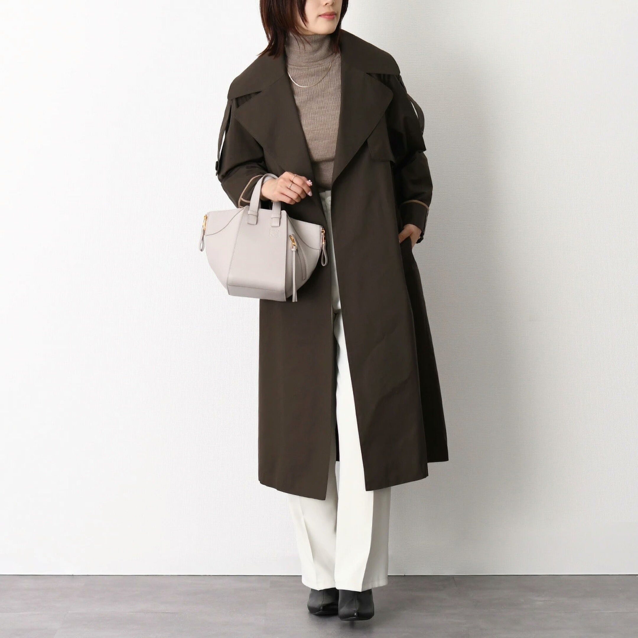 Max Mara The Cube マックスマーラ ザ キューブ トレンチコート コート UTRENCH Uトレンチ オーバーサイズ MTCUTRENCH 2619021014 レディース サンド カーキ ベージュ コットン ラップコート ロゴ 撥水加工