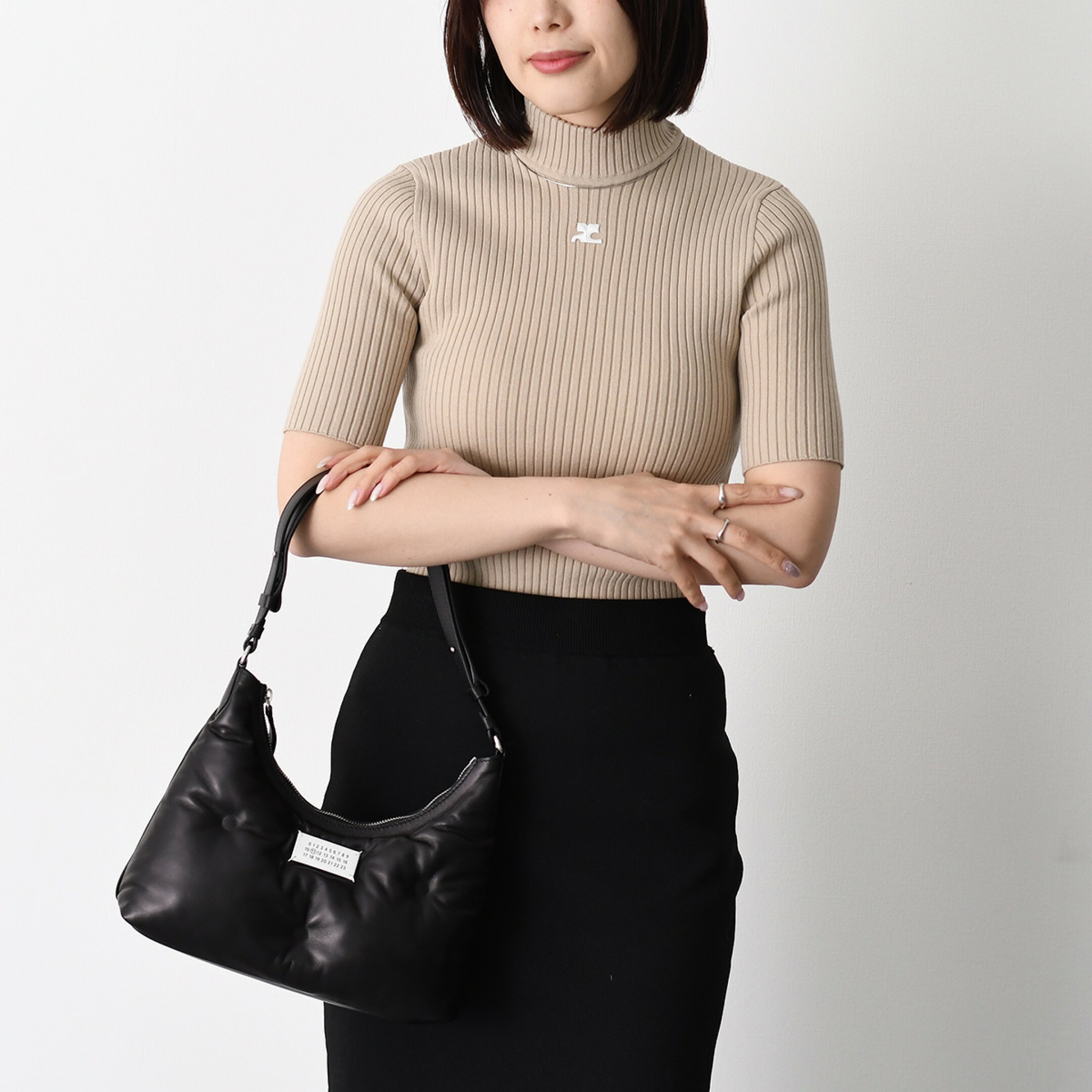 Courreges クレージュ 半袖ニット トップス REEDITION 半袖リブニット PERMPU026FI0001 レディース ホワイト ブルー ブラック ベージュ ACブランド ロゴ サマーニット ハイネック セーター 26SS入荷