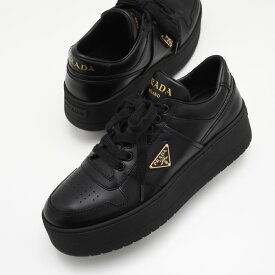 PRADA プラダ シューズ ダウンタウン ボールド レザー スニーカー 1E792M 3LPF レディース 黒 ブラック ロゴ カジュアル トライアングルロゴ ゴールド レースアップ ラバーソール