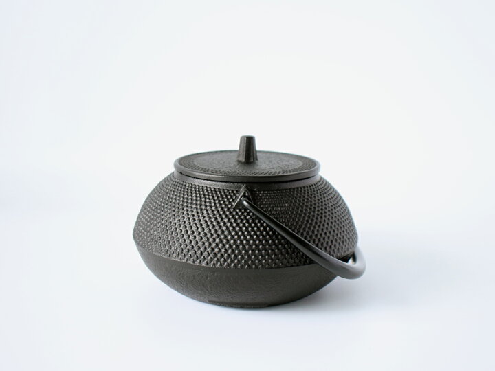 黒色鋳鉄鉄瓶 凹凸デザイン 茶こし付き南部鉄器 【公式通販】