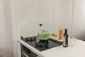 【日本製】ガラスのレンジガード　くもりガラス（IR-800MT）/ クリアー（IR-800CL）【送料無料】（レンジガード、コンロガード、キッチン、調理器具）