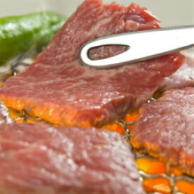 【送料無料】牛匠　小形牧場牛　赤身焼肉用　300g　岩手ファーマーズミート　前沢牛オガタ　岩手　国産牛肉　牛肉　黒毛和牛　産地直送