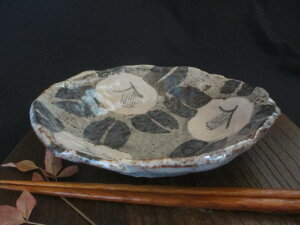 鉢 ■ 陶芸作家・佐藤和次作 鼠志野 椿絵 六寸 丸鉢 【和食器】【ギフト】