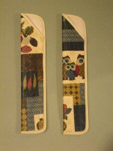 女性用(7寸)フクロウ柄/ベージュ 印伝風ビニール生地 扇子袋