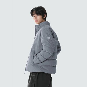 [SNOW PEAK APPAREL] ���C�g �^�X���� �X�^���h �l�b�N ���C�g �_�E�� �W���P�b�g �O���[ S26WMLDJ40GY