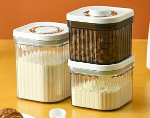 e ~N fBXyT[ ~L[{g |[^u~N ~N{bNX s Ԃ AEghAp