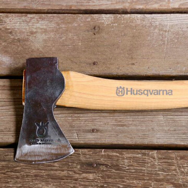 楽天市場 正規品 ハスクバーナ キャンプ用斧 63 01 品番 576 92 63 01 Husqvarna ハスクバーナ 薪割り 斧 薪 薪割り 斧 手斧 キャンプ用品 キャンプ 斧 アウトドア 手斧 ナイフ 手斧 38cm 薪 割 棚 薪割り道具 おの Tokilaboトキラボ楽天市場店