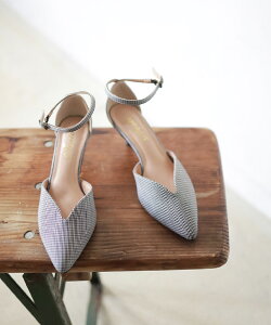 【今だけお得なSALE価格!】パンプス シューズ キトゥンヒール ローヒール ポインテッドトゥ アンクルストラップ 黒 ブラック エナメル 歩きやすい カジュアル きれいめ フォーマル エレガ