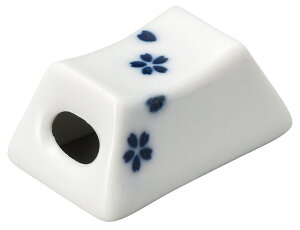 ()➔u [4.3×2.7×2cm] |  H aH HX Xg ze JtF