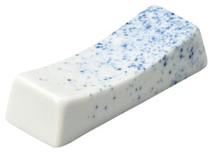 nu [4.7×1.7×2.3cm] |  H aH HX Xg ze JtF