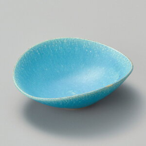 �g���R�u���[�ȉ~���i�M�y�āj