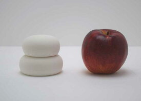 陶器製　鏡餅（小/φ9cm）【お鏡もち 陶器 お正月飾り 迎春 素焼き 白磁 置物】