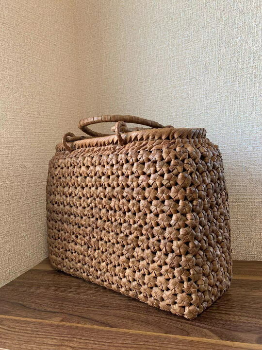 楽天市場】山葡萄 山葡萄かごバッグ 手編み 籠バッグ 花編み 内布あり 