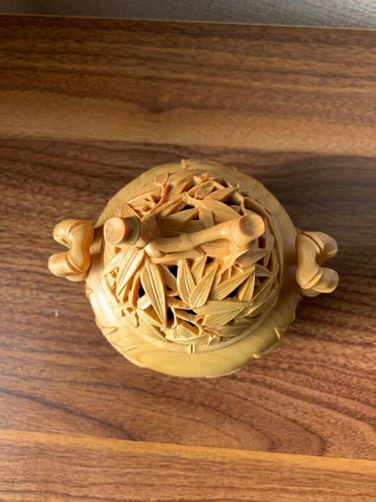 楽天市場】仏具 香炉 竹柄 ツゲ 木彫 (約)高11cm×幅10cm×奥行10cm : 星 