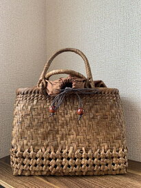 山葡萄 山葡萄かごバッグ 手作り 籠バッグ 網代編み、石畳編み 内布あり(約)幅32×本体高さ24マチ12cm