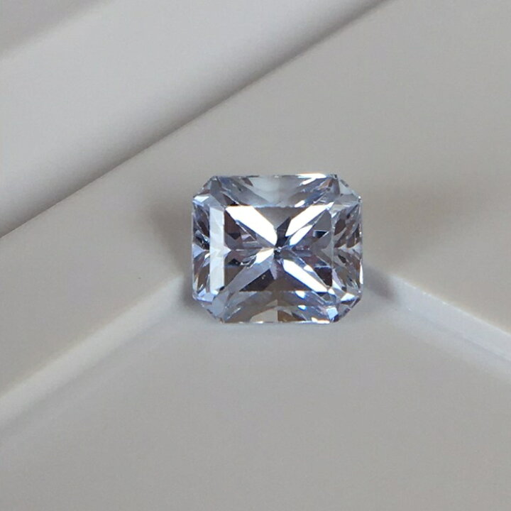 楽天市場】ホワイトサファイア 0.96ct 鑑別書付 マダガスカル産 カラー