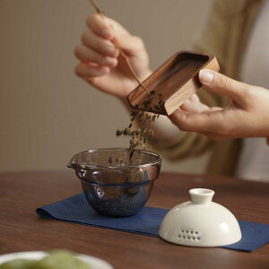 Zbg gїp sp eB[Zbg }{ ۂ 3q  ؊D v AEghA rWlX 蕨