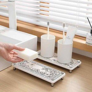 u k ]y z  Rbv u Lb` ʑ o[JE^[ ؂ }bg ԕ