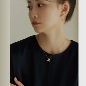 ネックレス レディース マーメイド テール フィッシュテール 魚の尾 貝殻 真珠 パール ペンダント 首飾り シルバー ジュエリー アクセサリー 金属アレルギー対応 鎖骨チェーン シンプル かわいい ギフト プレゼント デート 普段使い 秋