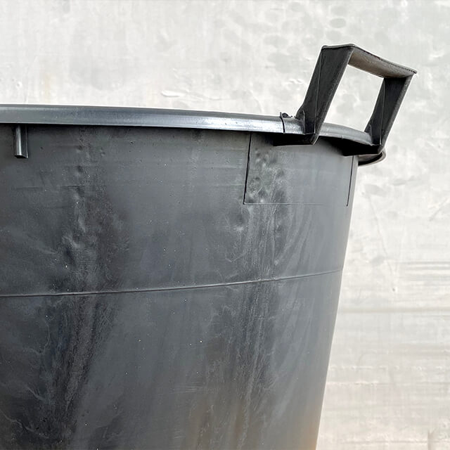 【楽天市場】ナーセリーポット 45【NURSERY POT 45】イタリア製 黒 ブラック 植木鉢 大型 大きい 樹脂 ポリエチレン 取っ手付