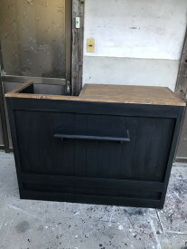 ■店舗什器に人気のブラックシリーズです。☆【シェルフ付き】ブラック＆ダーク☆レジ凹みカウンターテーブル【1500】★店舗☆ アンティーク ☆クラシカルデザイン【受注制作】