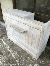 【レジ用凹み付】ホワイトシャビー☆カウンターテーブル【1200】シェルフ（カバン置き）付き★店舗☆【受注制作】