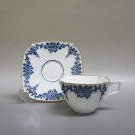 ★大倉陶園/OKURA 角型 カップ＆ソーサー 金彩/小花柄/ブルー/白磁/染付　希少/ビンテージ 新入荷【中古】