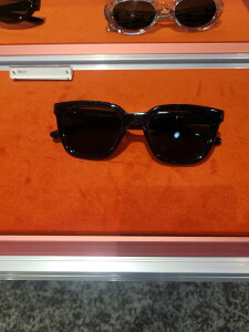 GENTLE MONSTER �W�F���g�������X�^�[ BILLY ��l�C �u�����h�T���O���X �E�F�����g���T���O���X �I�[�o�[�T�C�Y�T���O���X �t�@�b�V�����T���O���X �J���[�����Y �A�W�A���t�B�b�g ���s �Ό���