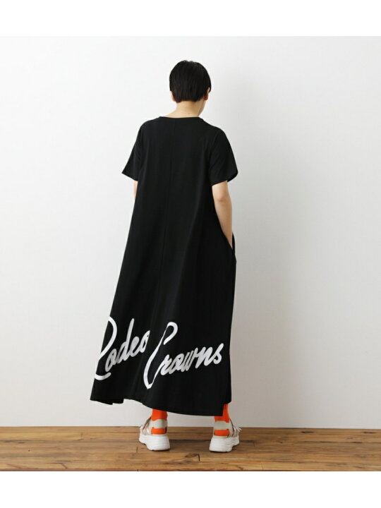 楽天市場 Sale 10 Off ロゴマキシフレアワンピース Rodeo Crowns Wide Bowl ロデオクラウンズワイドボウル ワンピース 5ー9分袖ワンピース ブラック ホワイト パープル Rba E 送料無料 Rakuten Fashion シェルターウェブストア