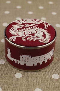 TW[ NXXeb`hJLbg ytVX1/dlz Bote  broder au point de croix Franois Ier cerise Tonkin A ㋉ KIT_PDC_MUP_CHEN_14i\j