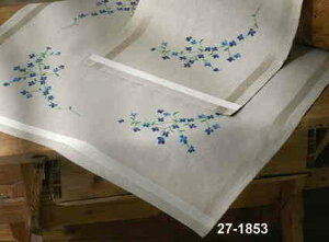 Permin of Copenhagen(ペルミン) 図案印刷済み 刺しゅうキット 【ロベリアのテーブルクロス】 デンマーク 北欧 輸入 上級者 27-1853