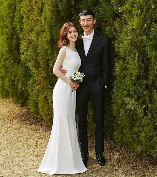 楽天市場 ウェディングドレス マーメイドドレス ロングドレス マーメイドライン 結婚式 ウエディングドレス 二次会 ブライダル 花嫁 パーティードレス エンパイア 披露宴 発表会 大きいサイズ 小きいサイズ 海外挙式 Wedding Dress 渋谷ウイングス