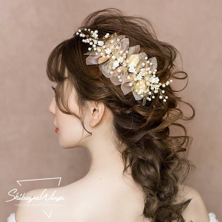 楽天市場 ウエディング ティアラ 髪飾り パール ウェディング 結婚式 ヘッドドレス カチューシャ ブライダル用 花嫁 パーティー 二次会 ヘアアクセサリー 発表会 渋谷ウイングス