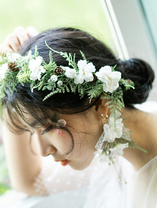 楽天市場 ウエディング 花冠 ティアラ ヘッドドレス イヤリング 2点セット 花かんむり 結婚式 ヘアアクセサリー 花嫁 カチューシャ 髪飾り ウェディング 森ガール 花輪 パーティー 手作り 造花 姫風 フェス 海外旅行 写真撮り 渋谷ウイングス