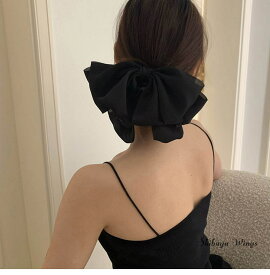 ヘアクリップ リボン 大きめ 大きいリボン 黒 ブラック 蝶結び ヘアアクセサリー ヘアピン レディース 大人 まとめ髪 ヘアアクセ ヘッドアクセ 髪留め 髪飾り 簡単 ヘアアレンジ アクセサリー 普段使い 上品 韓国風 きれいめ ファッション トレンド お洒落 オシャレ おしゃれ
