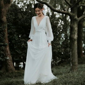 ウエディングドレス 花嫁 長袖 秋冬 結婚式 パーティードレス シンプル 二次会 ブライダル ワンピース Vネック 海外挙式 ロングドレス 披露宴 イブニングドレス エレガント 演奏会 Aラインドレス 文化祭 お呼ばれ ドレス 小さい 大きい セミオーダー 前撮り 後撮り お色直し