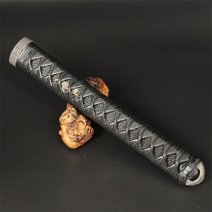 楽天市場】日本刀装具 大刀柄 新品 長約26CM 梵字縁頭 獅子目貫 黒本鮫  
