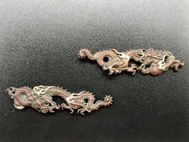 日本刀装具　目貫　龍の図　銅色　銅製　絵金　金工品　細工　武具　重さ27G　刀剣美術