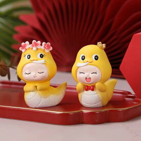 置物 ベビー 2025年 干支 巳 蛇 赤ちゃん 合成樹脂製 フィギュア オブジェ ケーキデコレーション テーブルデスク飾り 写真撮影用小道具 かわいいキャラクター インテリア小物