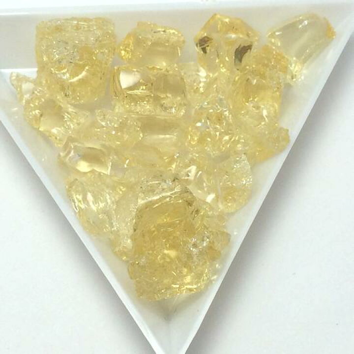 （20g）ライトイエロー ガラスカレット クリアカラー レジン 封入 ガラス 黄色 蜂蜜色 ハーバリウム 色彩キューブ