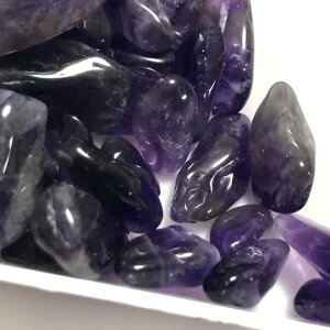 (20g)アメジストのさざれ石 3A 天然石 パワーストーン レジン封入 紫 パープル オルゴナイト
