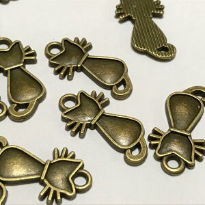 (10個セット)猫のミール皿 レジン ネコ キャット 金古美 チャーム 台座 パーツ ハンドメイド ハンドメイドアクセサリー